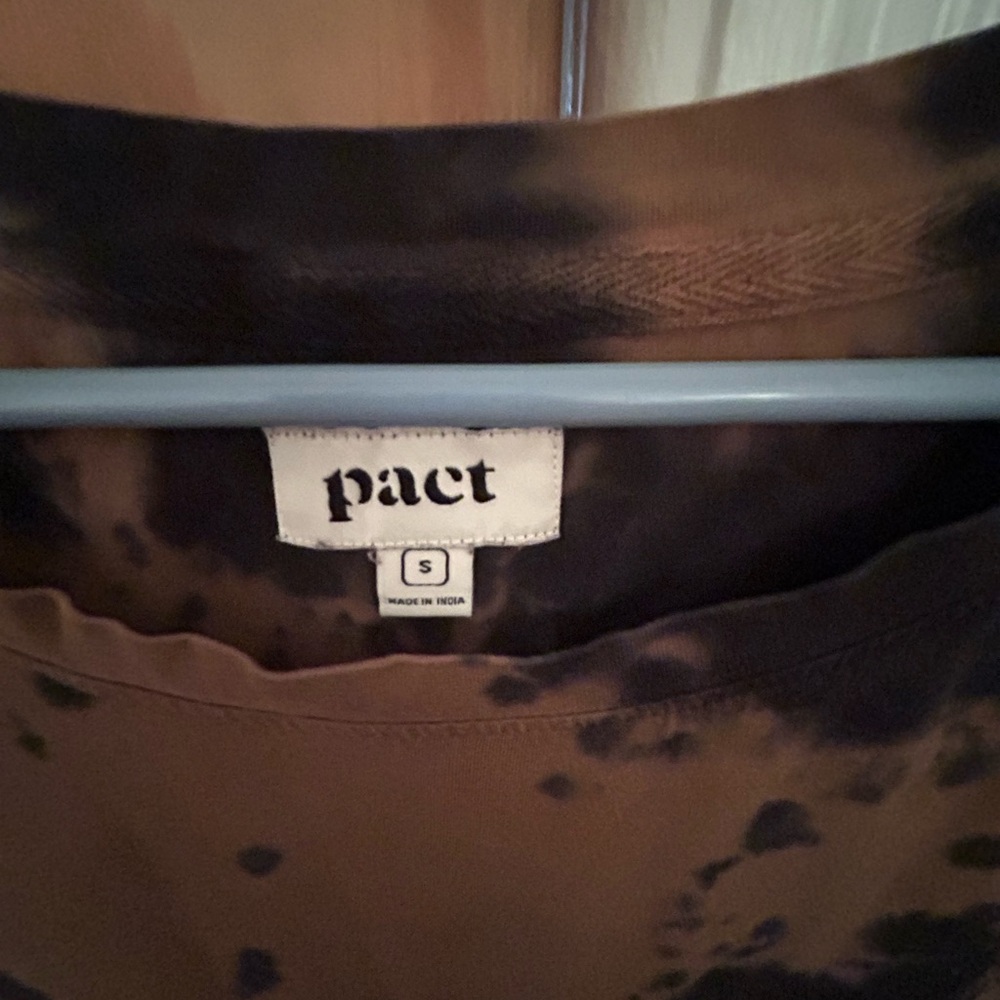 Pact Earthy Tie-Dye Top